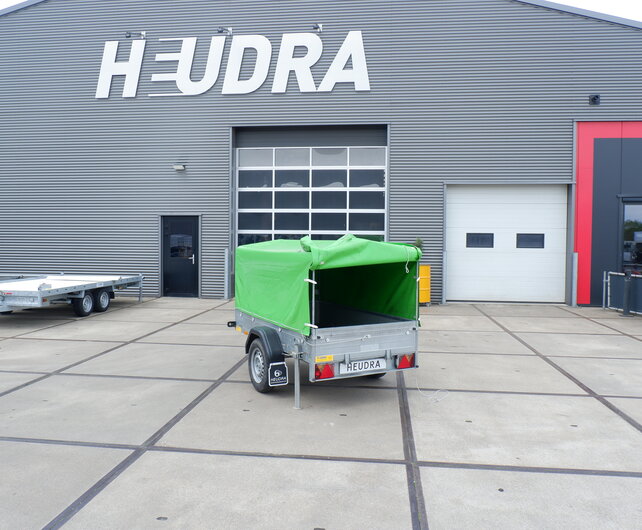 Gebruikte Saris bakwagen 750kg 210x115x100cm met huif