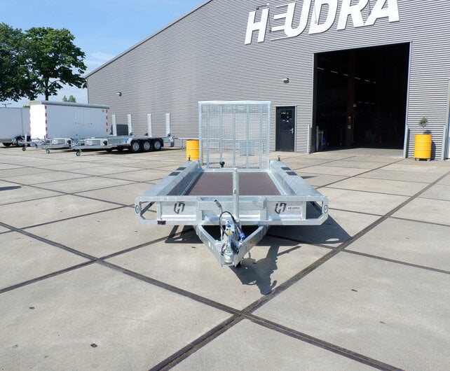 Henra machinetransporter tridemas 3500kg 450x170cm met oprijklep 165cm