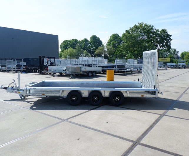 Henra machinetransporter tridemas 3500kg 450x170cm met oprijklep 165cm