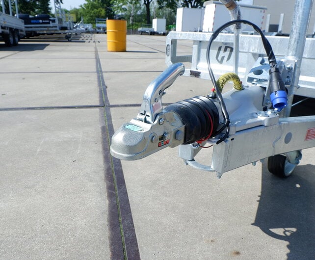 Henra machinetransporter tridemas 3500kg 450x170cm met oprijklep 165cm