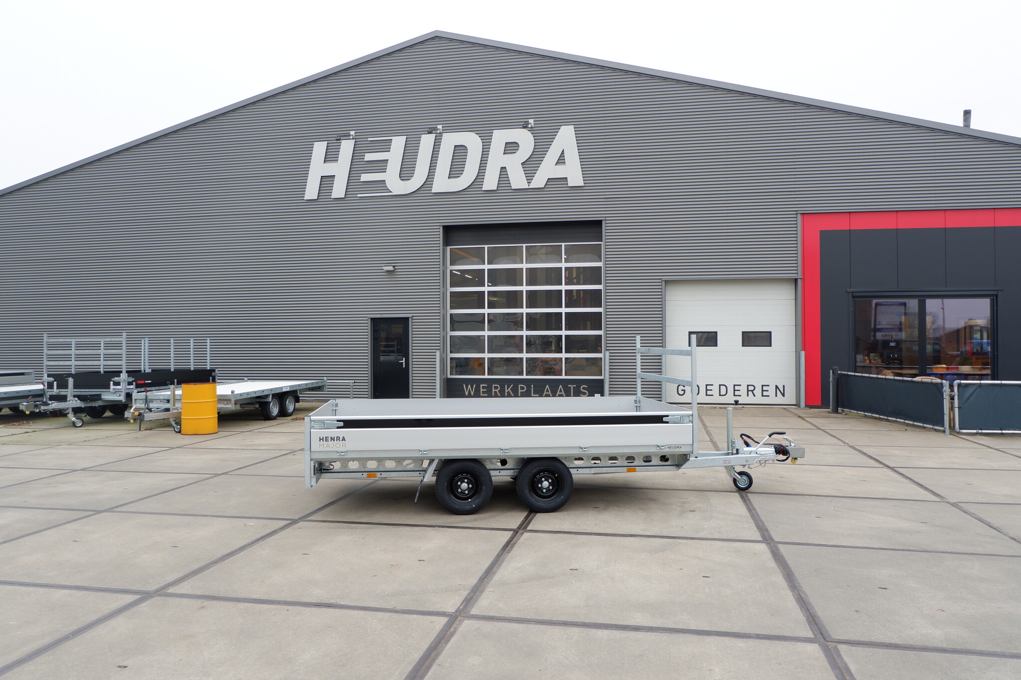 Henra plateauwagen 3000kg 351x185cm