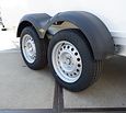 Humbaur gesloten bakwagen 2500kg 418x173x188cm met zijdeur en schuin dak