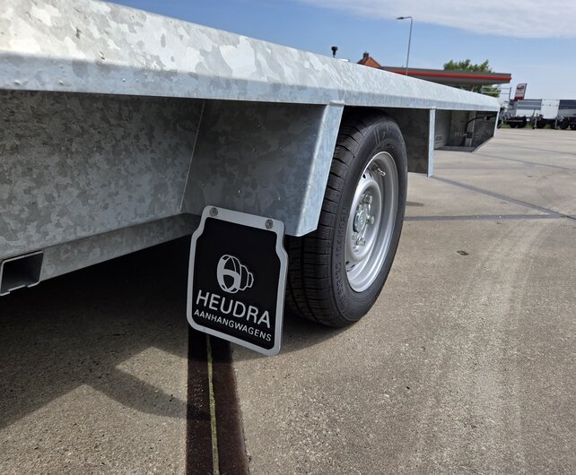 Hulco Terrax Basic 1800kg 294x150cm machinetransporter
