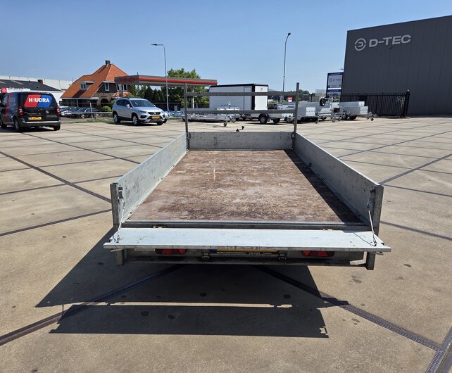Gebruikte Henra plateauwagen 2700kg 351x185cm tandemas