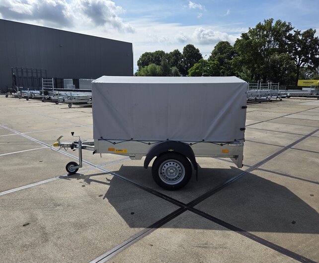 Humbaur Steely bakwagen 750kg met huif en neuswiel 205x109x100cm