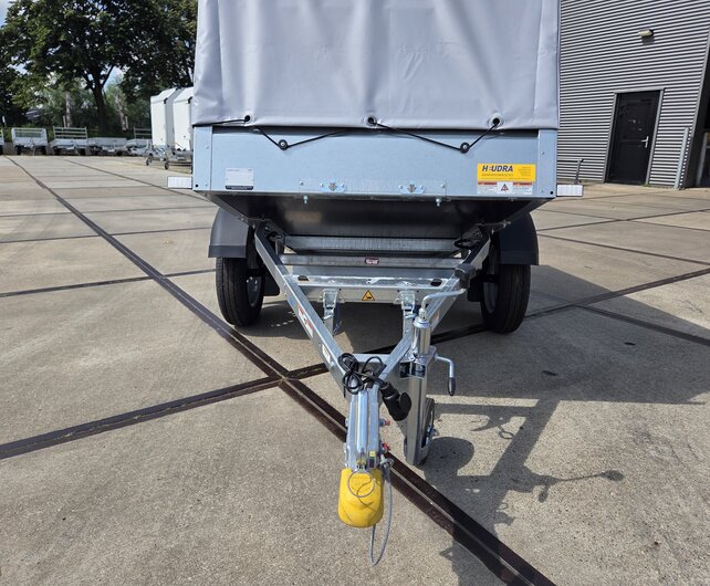 Humbaur Steely bakwagen 750kg met huif en neuswiel 205x109x100cm
