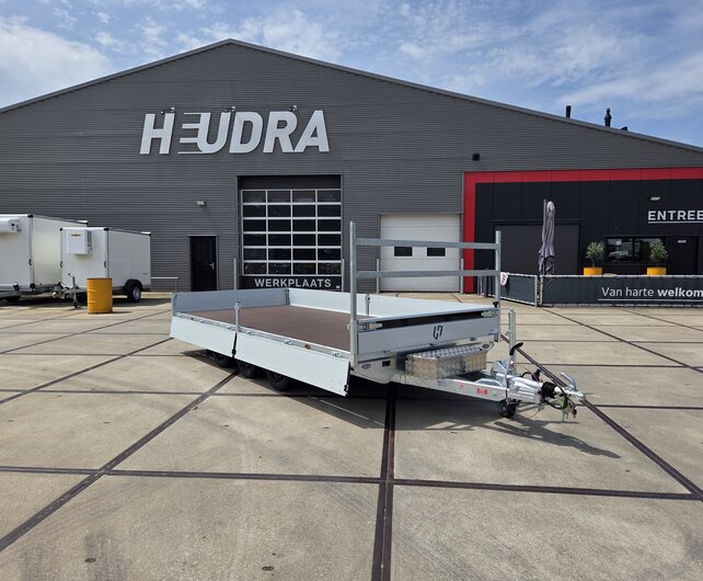 Henra plateauwagen tridemas 3500kg 453x202cm Xpert