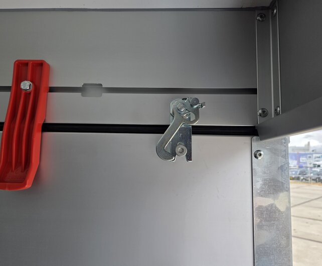 Anssems gesloten aanhangwagen 1200kg VT2 251x126x118cm