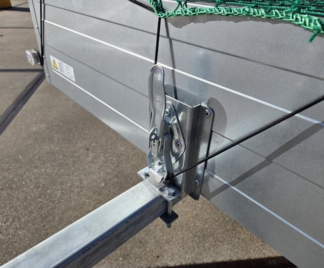Saris KING XL 750kg bakwagen 226x126cm met gaasnet en neuswiel
