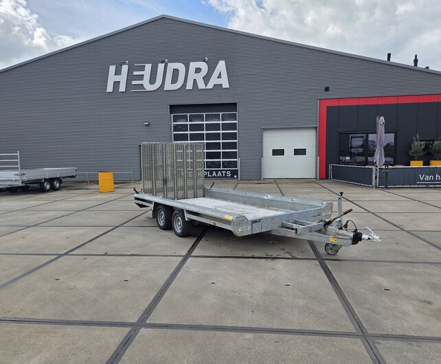 Gebruikte Hulco machinetransporter 3500kg 394x180cm