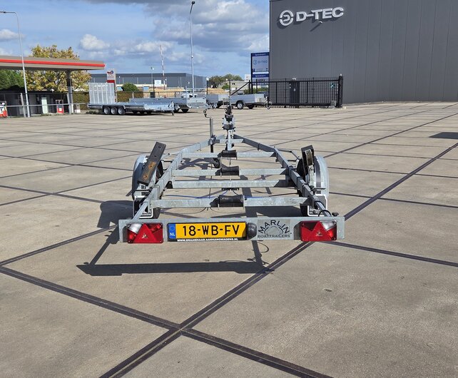 Gebruikte Marlin boottrailer 1500kg 550x200cm