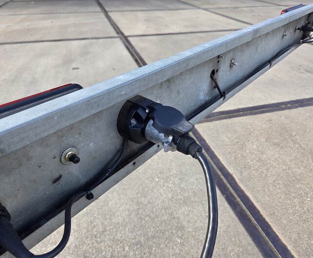 Gebruikte Marlin boottrailer 1500kg 550x200cm