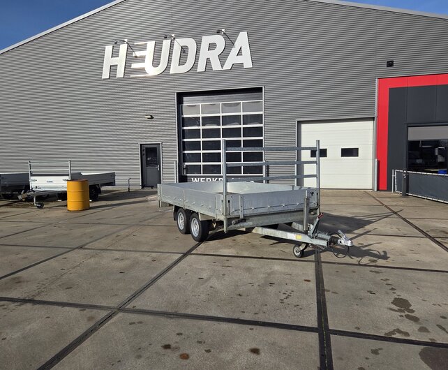 Gebruikte Anssems PSX plateauwagen 2500kg 325x178cm
