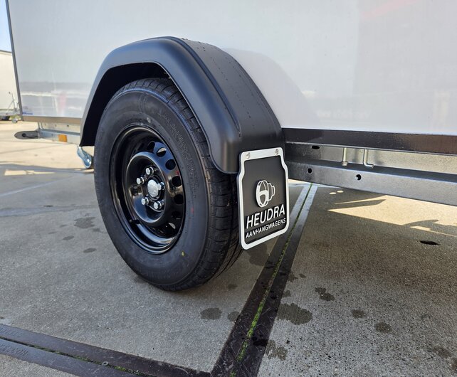 Henra gesloten aanhangwagen 1350kg 315x158x190cm Xpert met achterklep en zijdeur