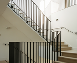 Stalen balustrades op maat voor trap, vide en balkon