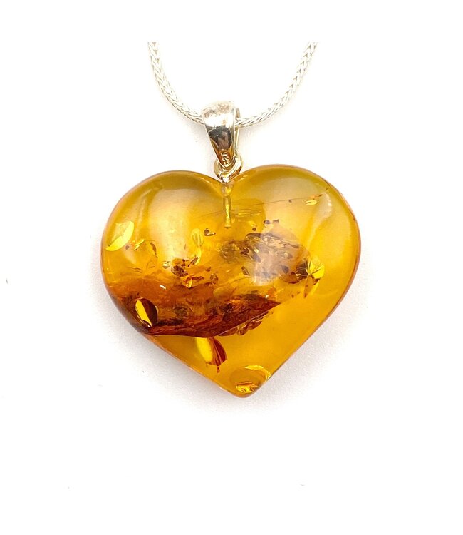 Luma Creation Pendentif ambre coeur