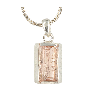 Luma Creation Pendentif topaze impériale rectangle taillée cerclé Ag925