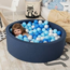 Babyblauwe ballenbak ballen voor een zachte en rustgevende speelplek