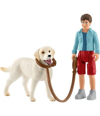 Schleich Schleich 42478 - Wandeling met een labrador retriever -  Farm World