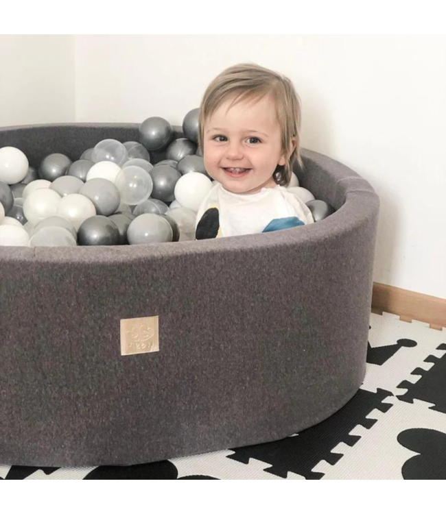 Ballenbak Little swan