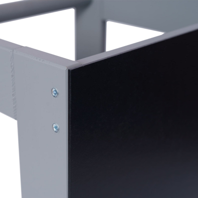 Learning tower with chalkboard – multifunctional and safe for children