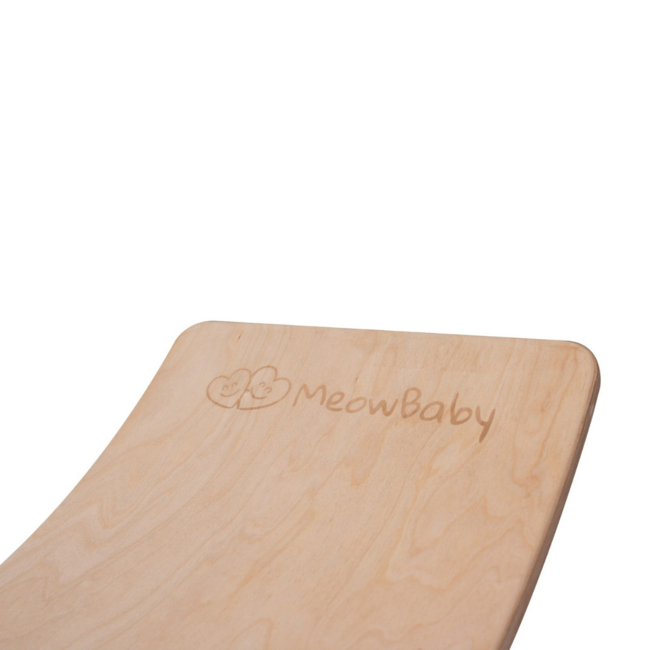 Wooden balance board in natural wood with felt – pink for play and motor skills