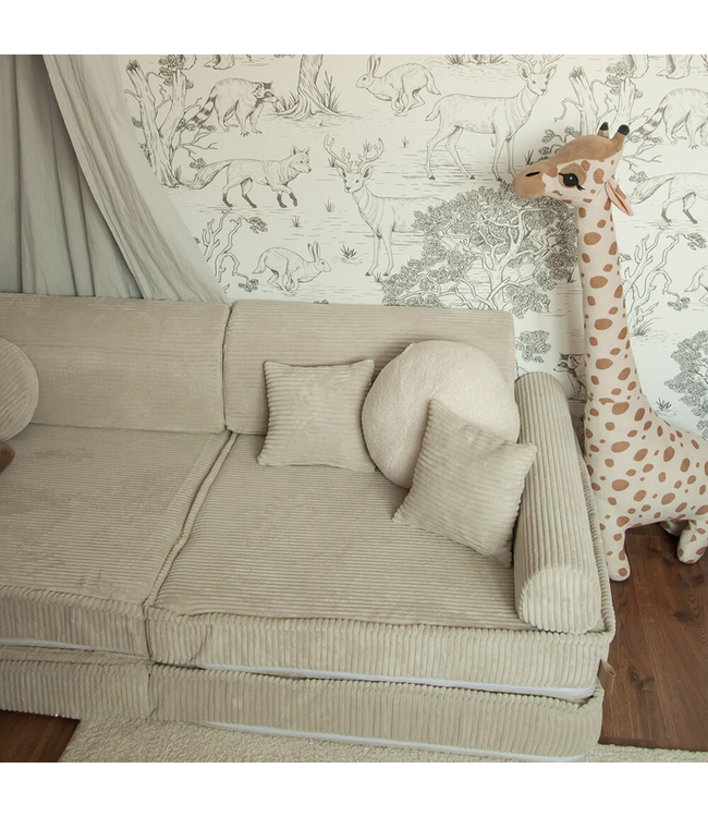 Modulaire bruine corduroy kinderbank met zachte kussens en flexibel ontwerp voor kinderen