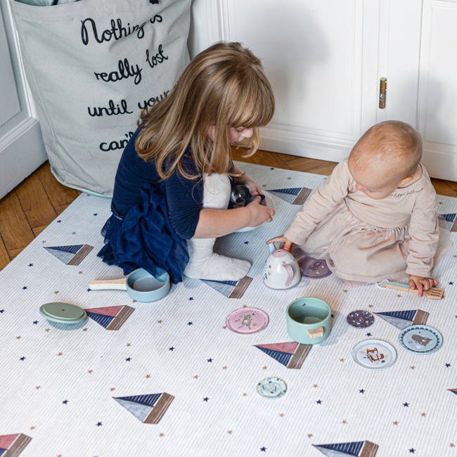 Rechthoekig speelkleed met Little Sailor-print voor veilig en comfortabel speelplezier