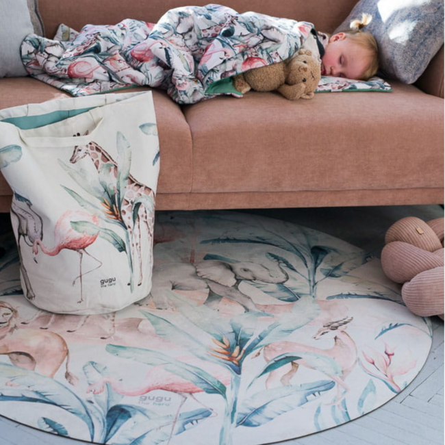 Round play mat with African Life print for safe and comfortable play