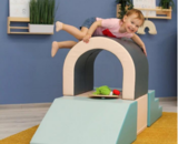 Fysieke ontwikkeling van kinderen versterken met Soft play foam blokken