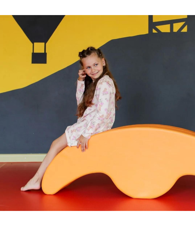 Witte schommelwip voor 2 kinderen – spelend leren in stijl