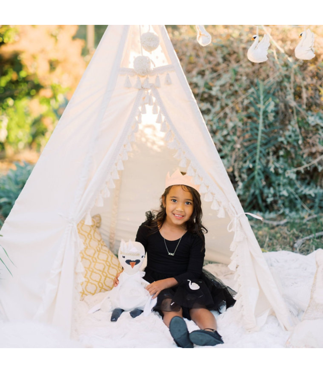 Boho tipi tent met kwastjes in ecru – gezellige speeltent voor kinderen