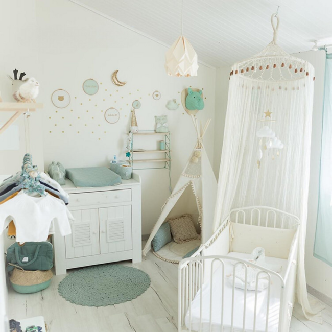 Boho teepee tent with pompoms in ecru – cozy play tent for kids