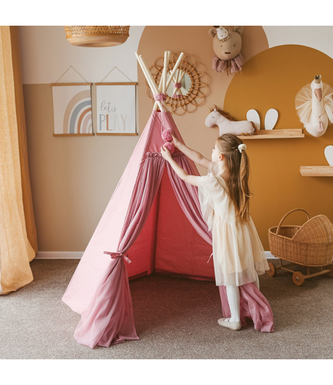 Roze boho tipi tent van katoen en hout voor creatief speelplezier