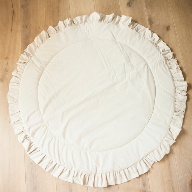 Rond speelkleed met rushes – zacht katoen en boho uitstraling