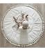 Speelkleed in boho stijl met kwastjes in ecru – zacht, stijlvol en perfect voor de babykamer
