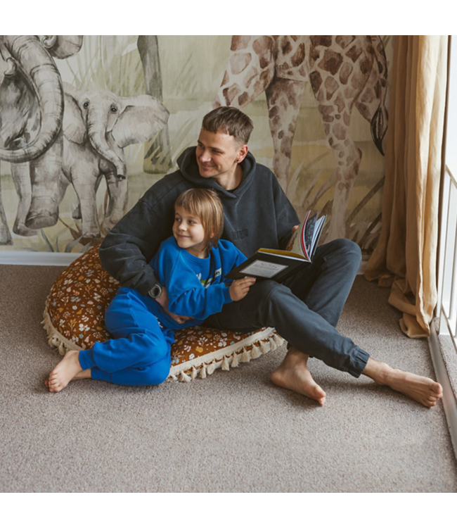 Zacht vloerkussen met franjes in gebloemd dessin – stijlvol en comfortabel zitkussen