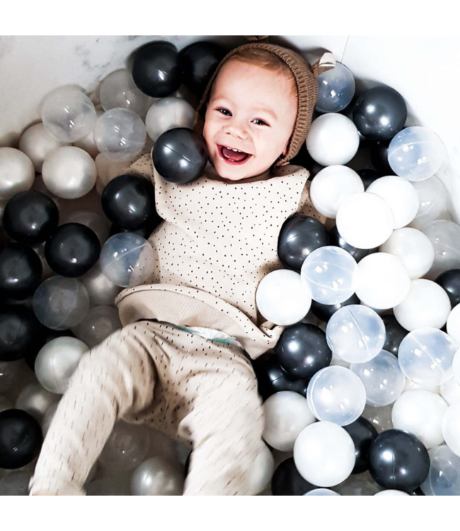 Marmerkleurige ballenbak met katoenen hoes en 400 ballen – 110 x 30 cm