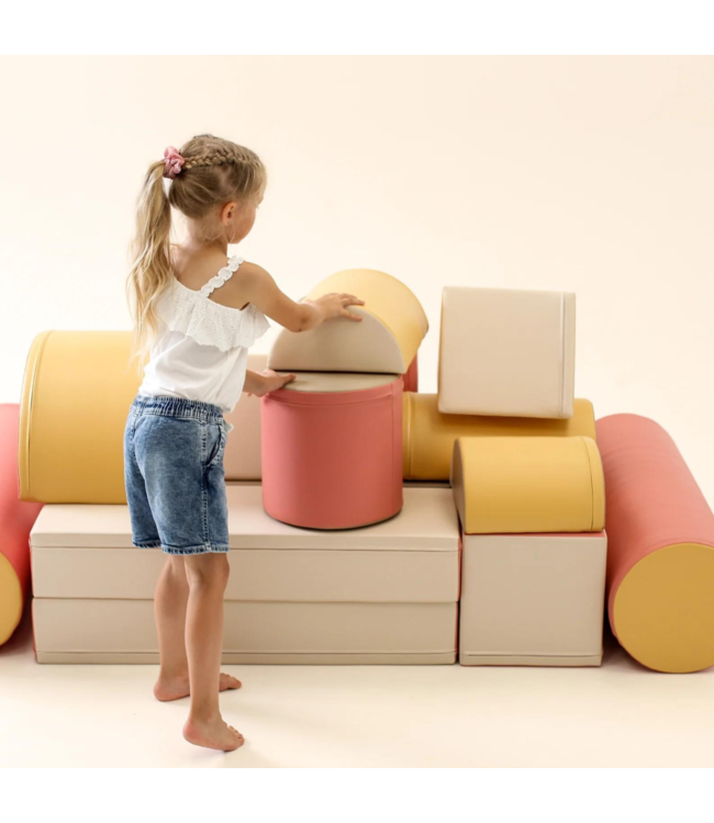 Foamblokken speelkasteel – zacht pastelroze design voor school & opvang