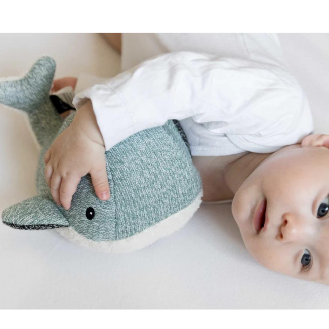 Groene knuffelwalvis Moby met hartslagfunctie voor baby’s