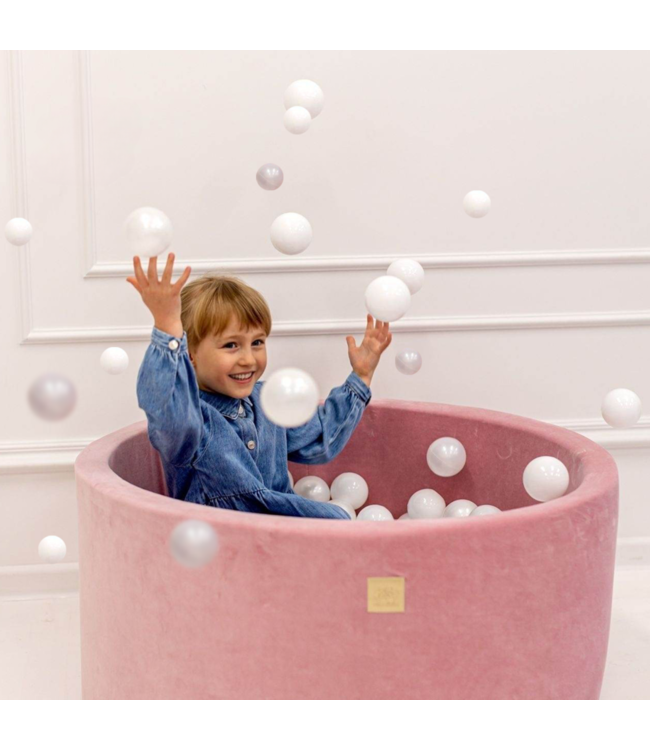 Witte ballenbak ballen – veilige speelballen voor kinderen