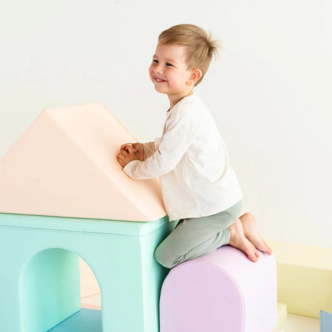 Schaumstoffblöcke MEGA Schloss – kreativer und sicherer Spielspaß in Pastellfarben