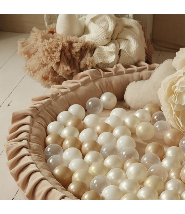 Luxe donker beige velvet speelnest – veilig en comfortabel speelplekje