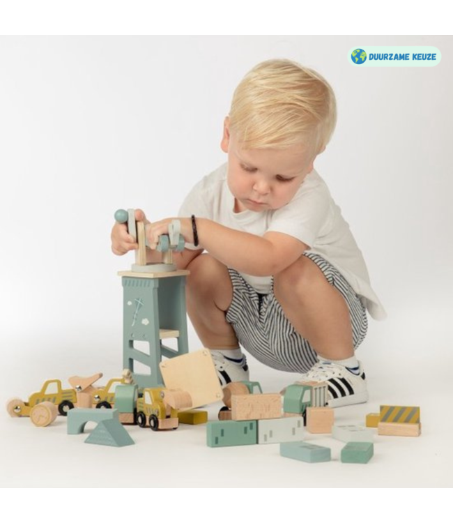 Houten hijskraan en bouwset met 6 voertuigen en blokken