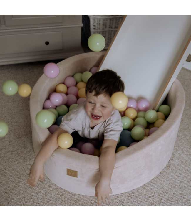 Lente ballenbak 90x30 cm – velvet met 250 pastel ballen