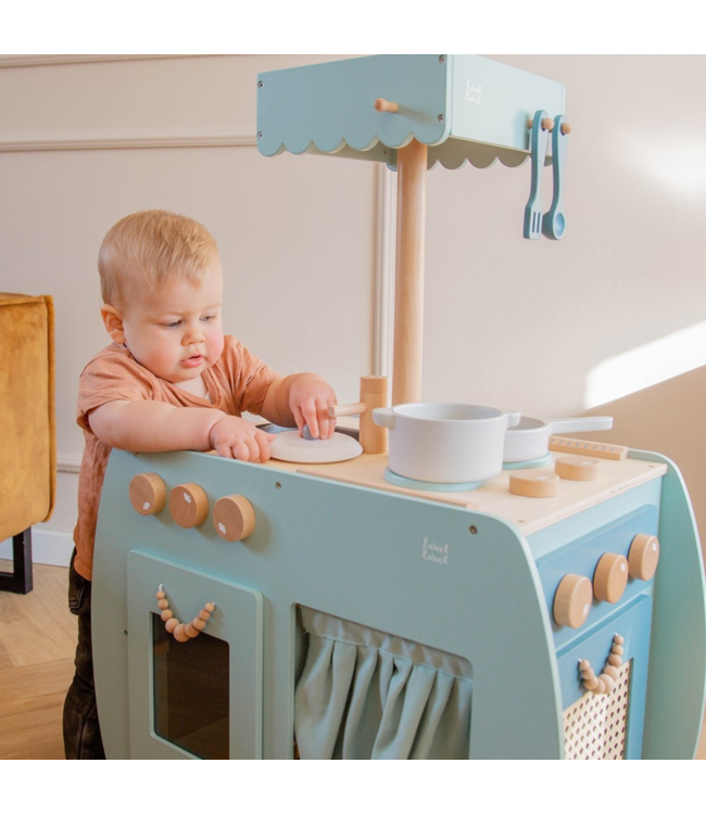 Houten speelkeuken Bistro in groen – stijlvolle kinderkeuken voor fantasierijk spel