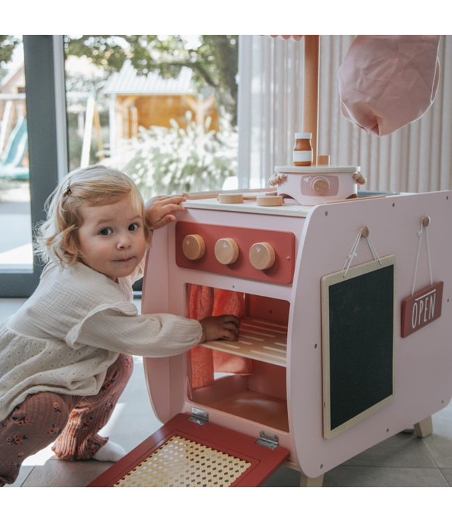 Houten speelkeuken Bistro in roze – stijlvolle kinderkeuken voor kleine chefjes