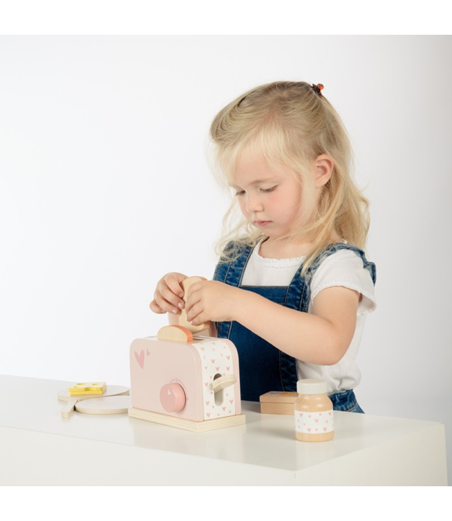 Houten broodrooster van Label Label – FSC speelgoed voor fantasierijk keukenspel