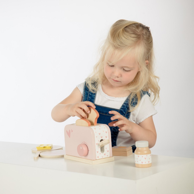 Houten broodrooster van Label Label – FSC speelgoed voor fantasierijk keukenspel