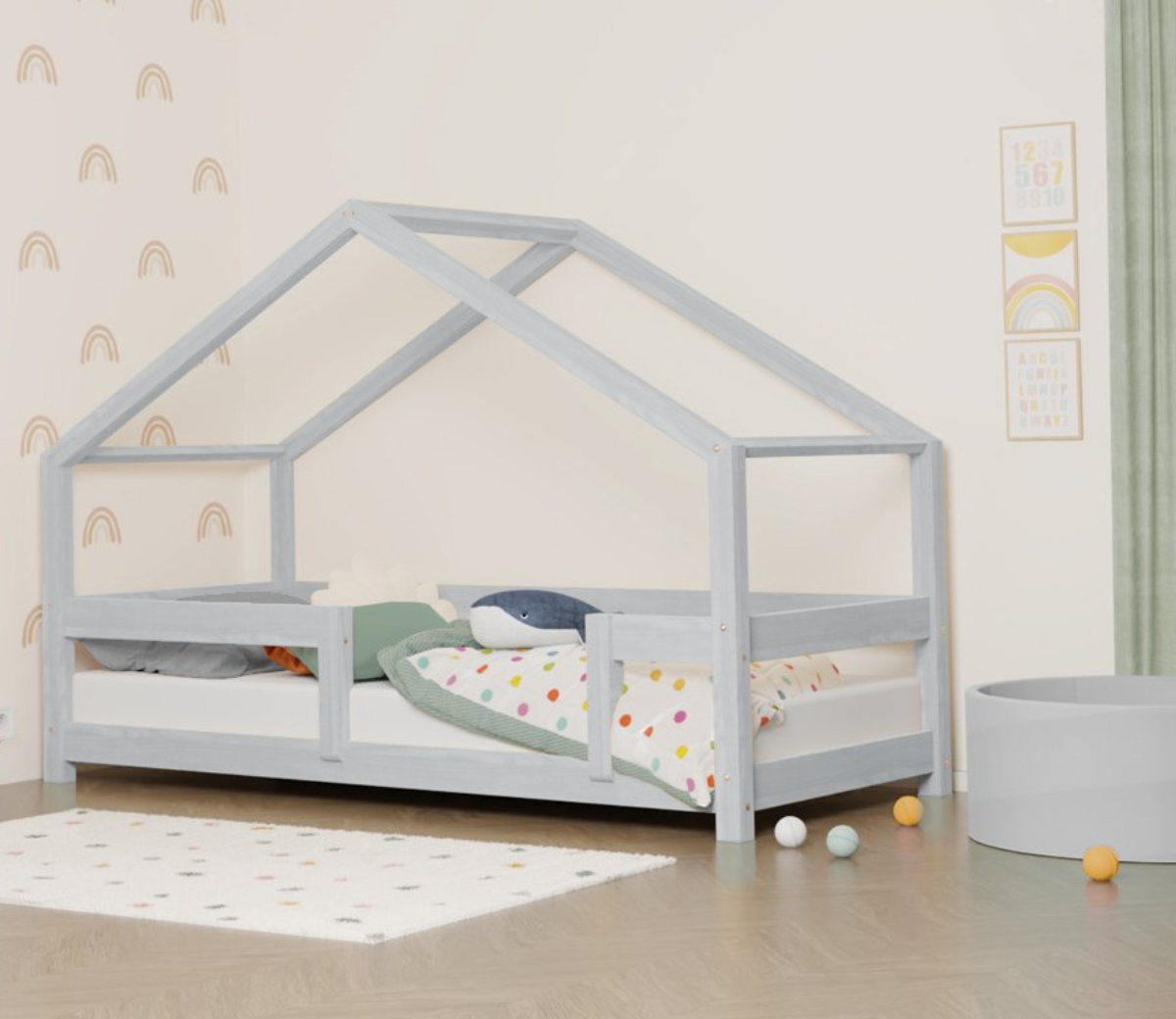 https://cdn.webshopapp.com/shops/353549/files/468399521/bedhuis-hout-lucky-licht-grijs.png
